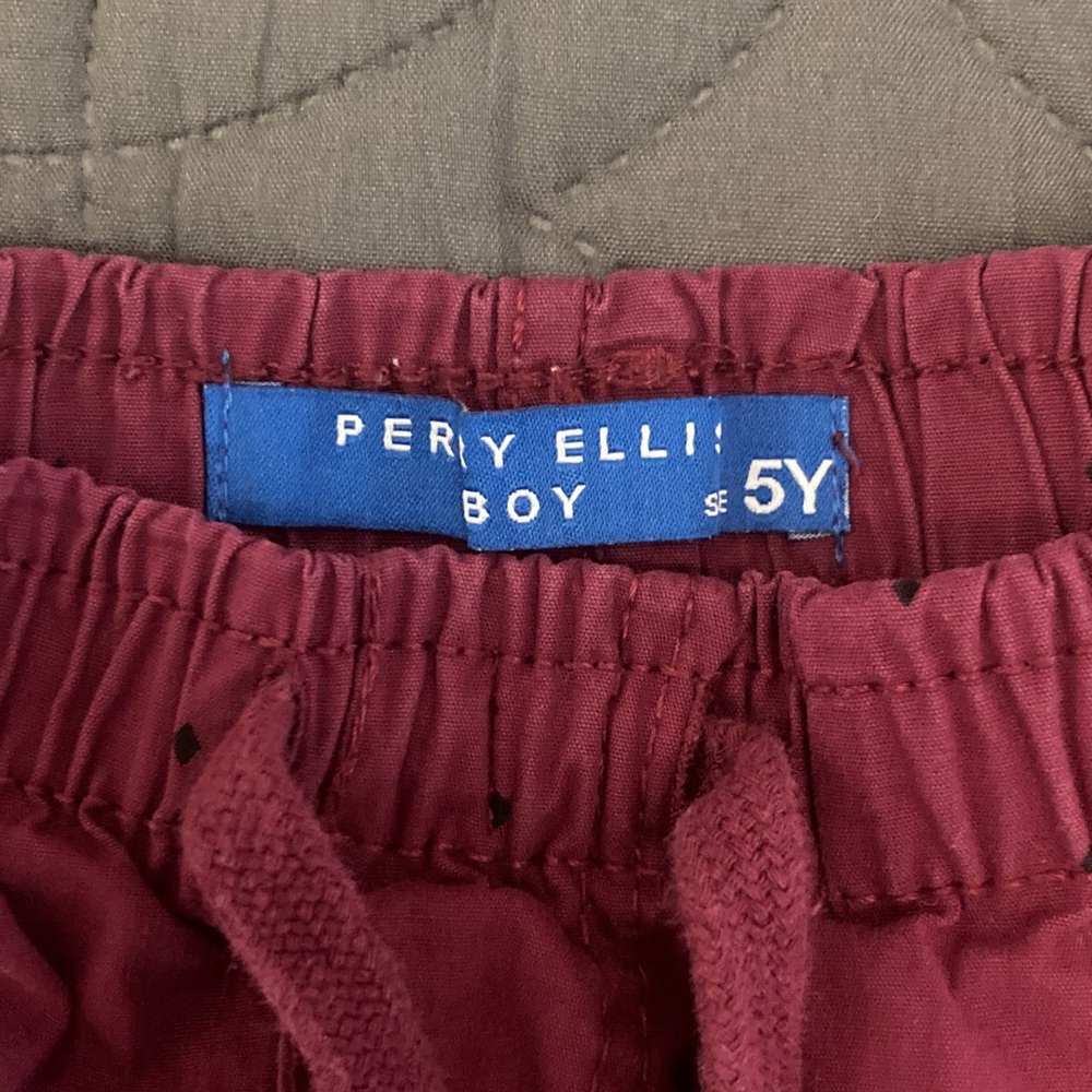 Perry Ellis Boy Red Patterned Shorts - Picture 2 of 4